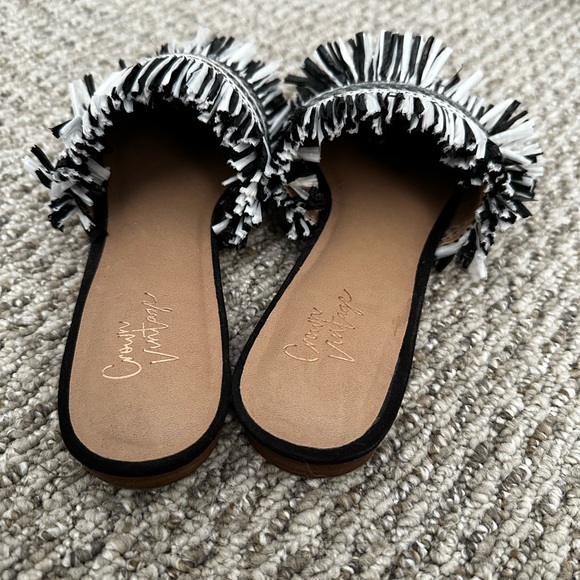 Crown Vintage Mules - Picture 3 of 3